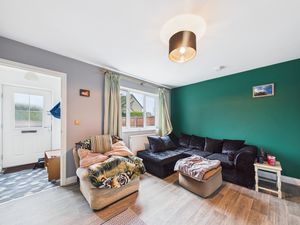 Lounge- click for photo gallery